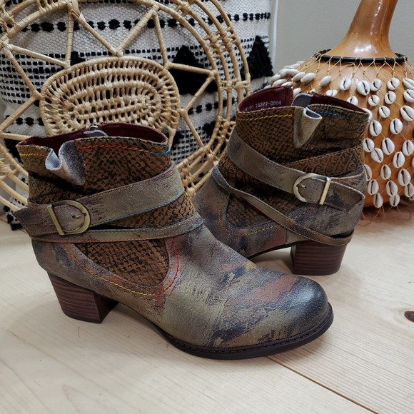 L'Artiste Spring Step Shazzam Leather Hand Painted Ankle Booties Artsy Boho NWOB